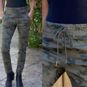 Bevy‎ Flog - Shely Drawstring Pants - Green Camo